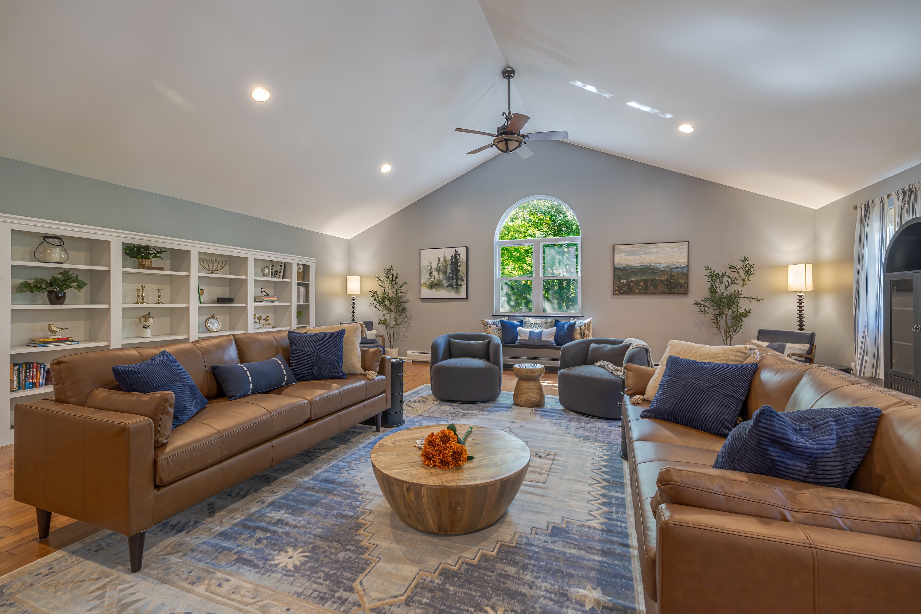 13-9 Violas Way-DTP.jpg